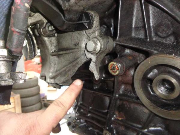 MOTEUR RENAULT 1.9DCI CODE F9QN8780 - Vue 9